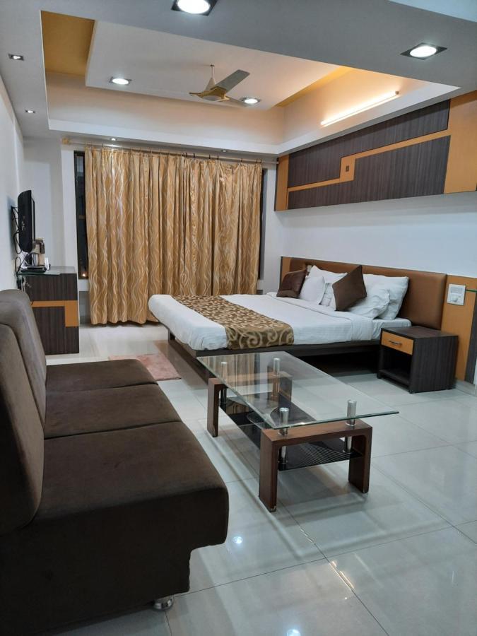 Hotel Grand Suites Indore Exterior photo